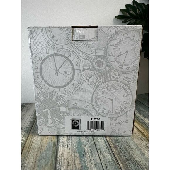 Bulova Desk Clock Black Dial Roman Numerals Elegant Design Unisex - Picture 4 of 6